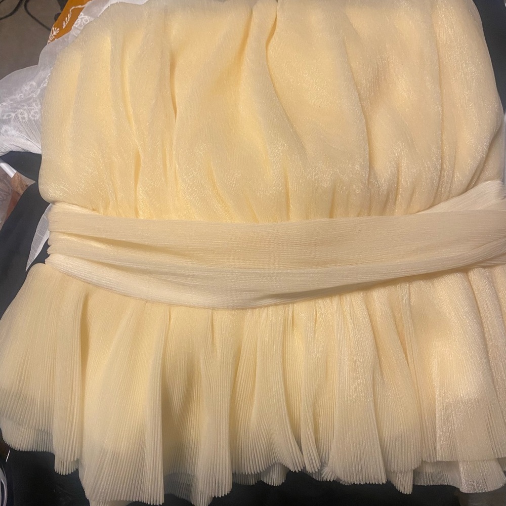 Elegant Cream Pleated Top